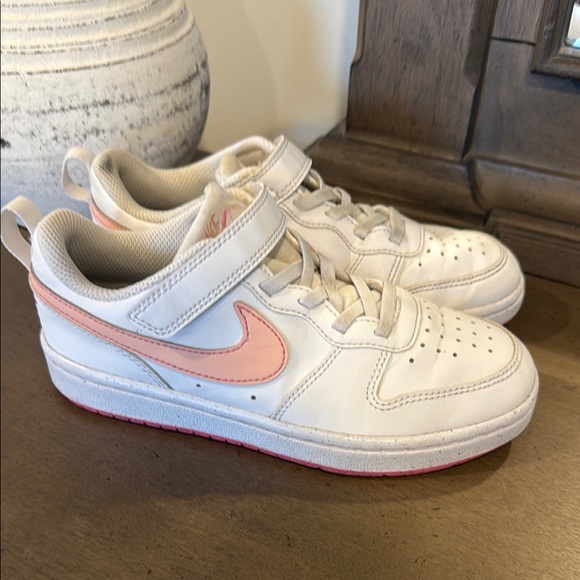 Nike White and Pink Sneakers with Velcro Strap - Picture 1 of 5
